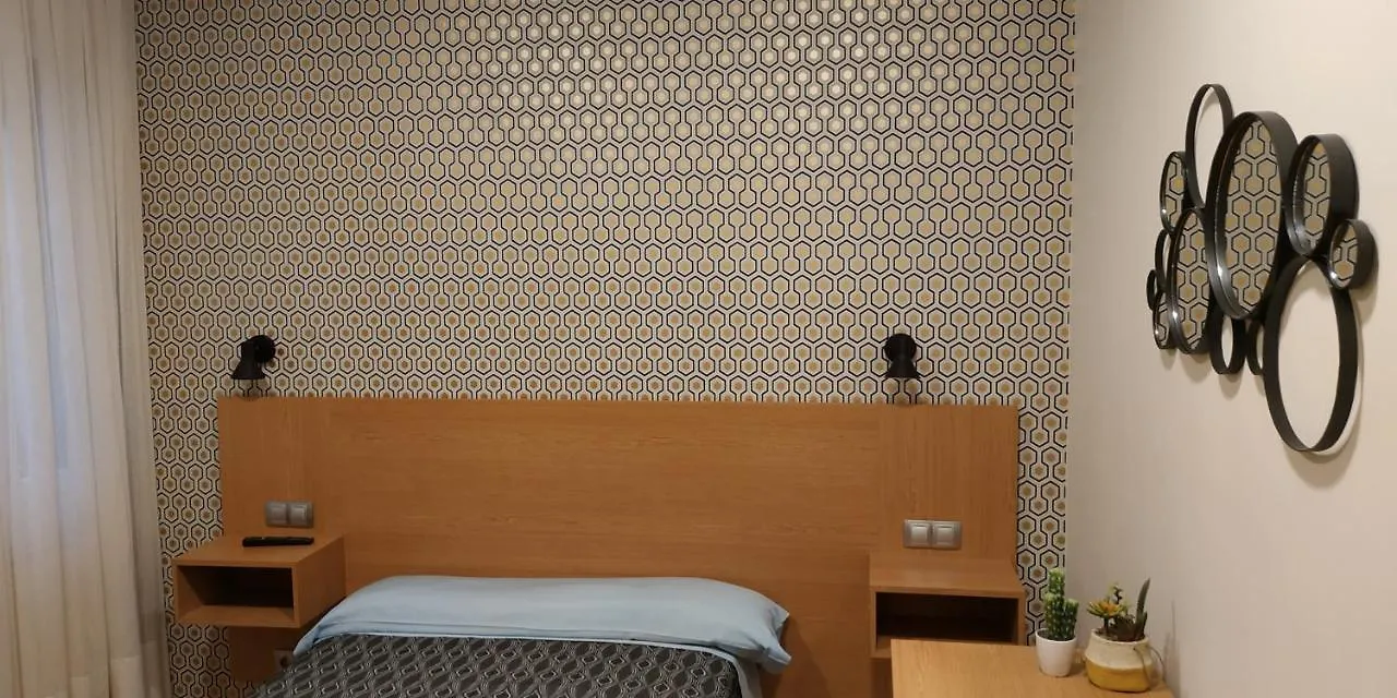 Roquefer Bilbao Central Rooms Guest house